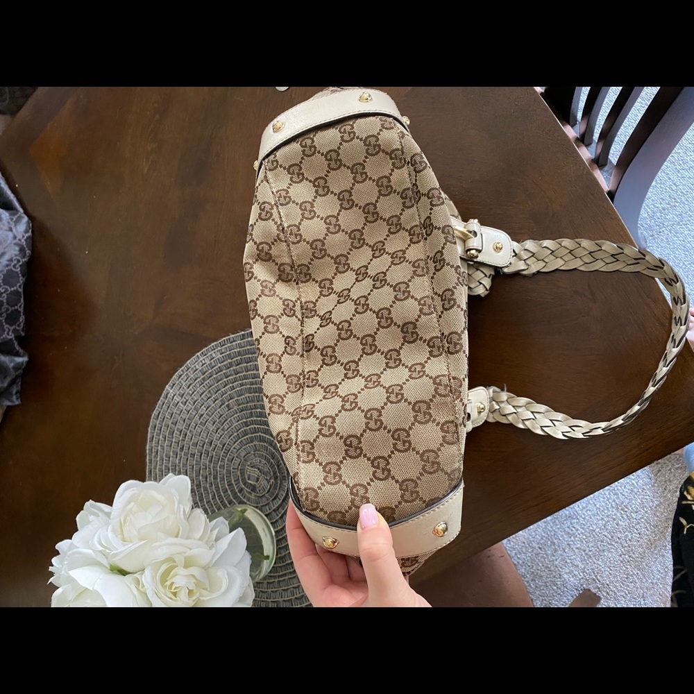 Authentic Gucci Medium Pelham Bag - Picture 3 of 6